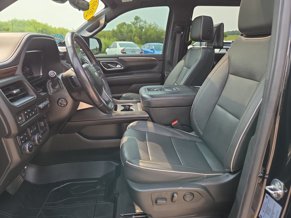 Certified 2022 Chevrolet Tahoe Premier w/ Premium Package AWD/4WD image 27