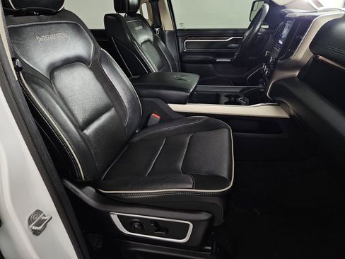 Used 2020 RAM 1500 Laramie AWD/4WD image 30