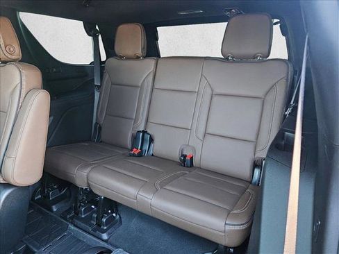 Used 2026 Chevrolet Tahoe High Country image 21