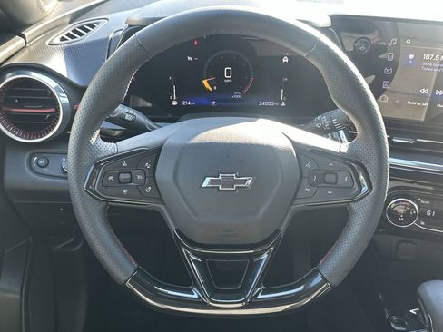 Used 2024 Chevrolet Trax RS w/ Driver Confidence Package image 19