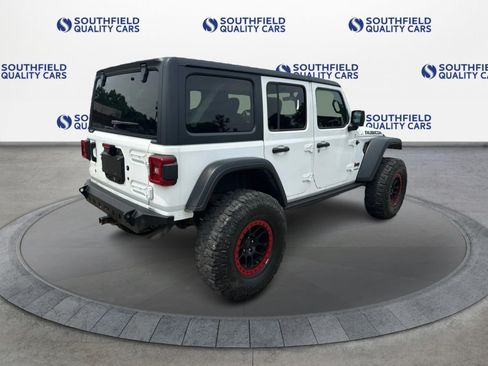 Used 2018 Jeep Wrangler Unlimited Rubicon w/ Dual Top Group AWD/4WD image 7