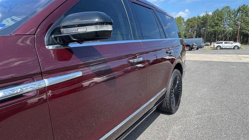 Used 2018 Lincoln Navigator Reserve w/ Technology Package AWD/4WD image 11