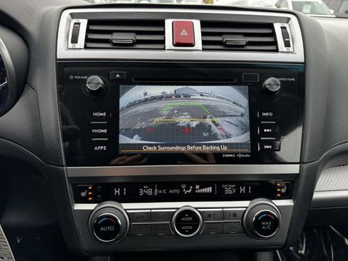 Used 2016 Subaru Outback 2.5i Premium image 4