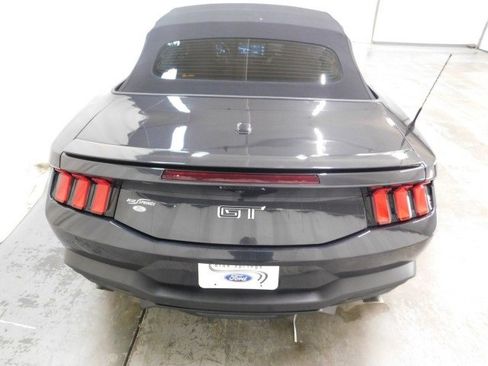 Used 2024 Ford Mustang GT Premium image 7