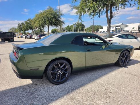 Used 2021 Dodge Challenger R/T w/ Plus Package image 9