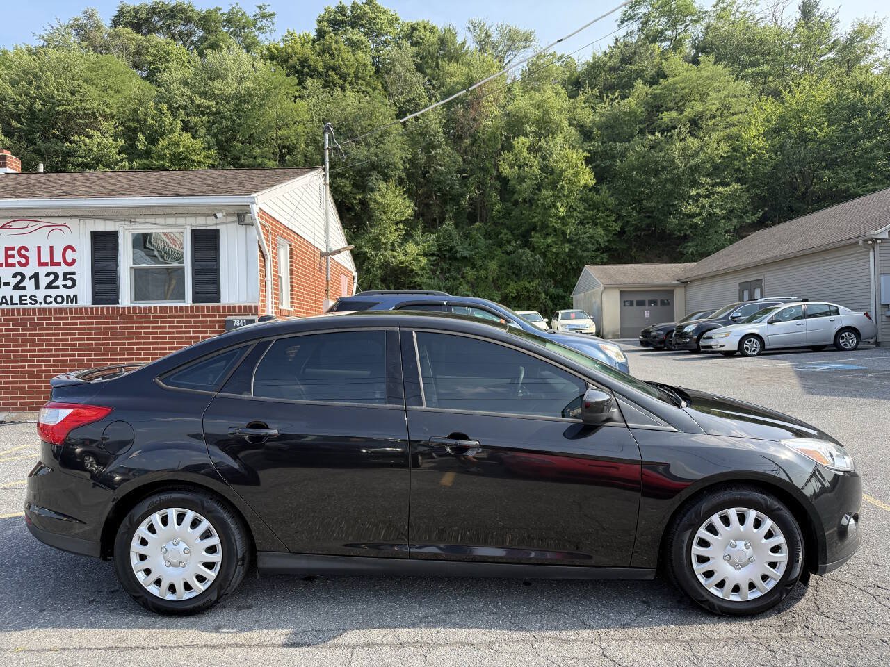 Used 2012 Ford Focus SE FWD image 4