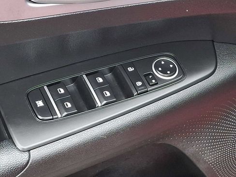 Used 2023 Kia Forte LXS w/ LXS Technology Package image 26