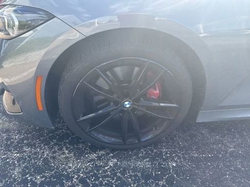 Used 2023 BMW 330i xDrive Sedan w/ M Sport Package AWD/4WD image 12