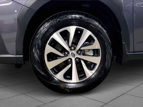 Certified 2025 Subaru Outback Premium image 10