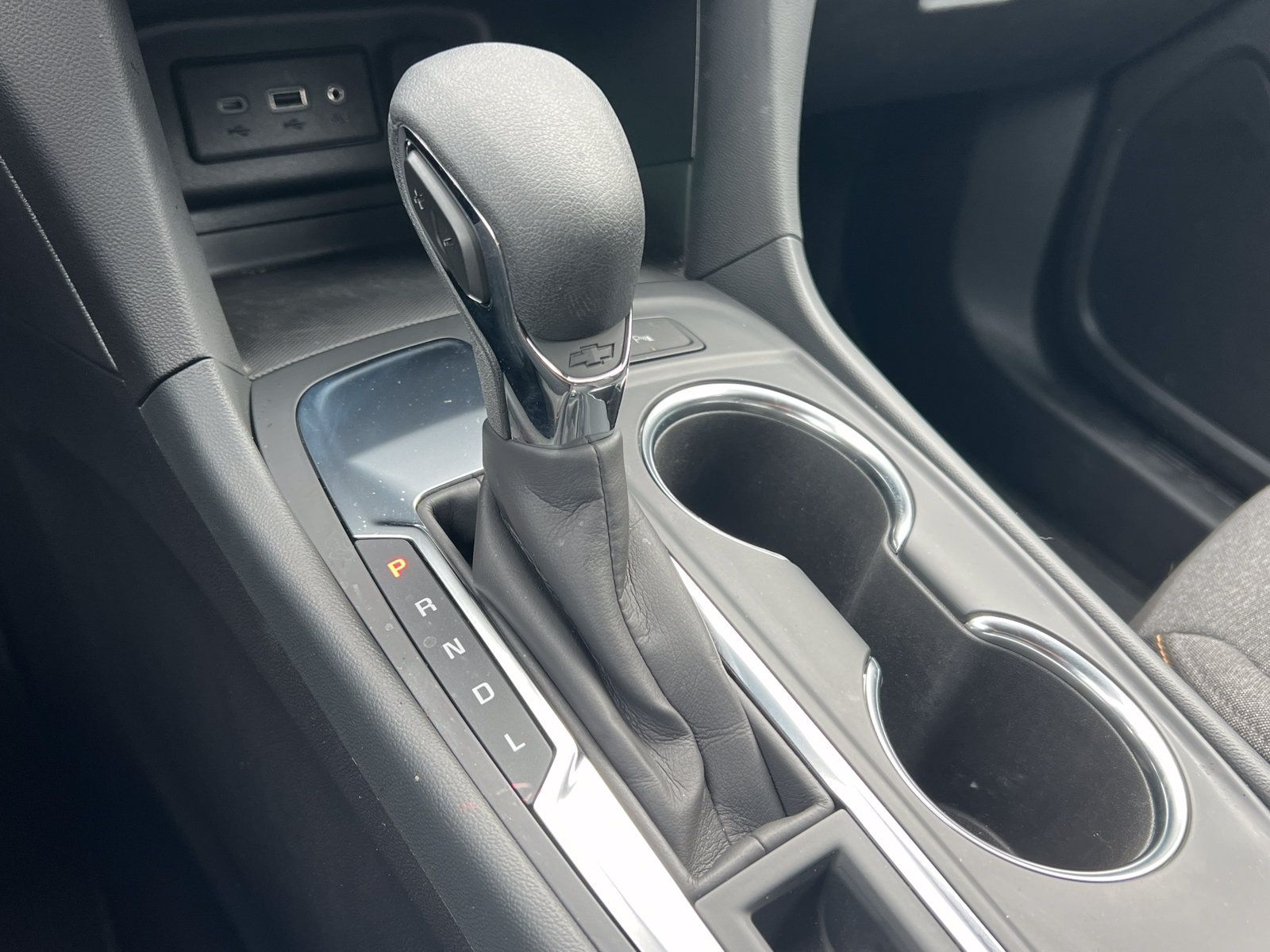 Used 2024 Chevrolet Equinox LT FWD image 26