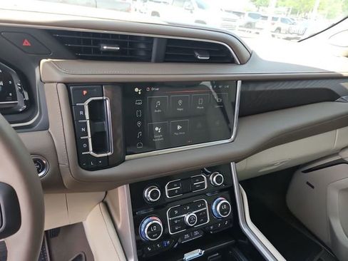 Used 2023 GMC Yukon Denali w/ Max Trailering Package AWD/4WD image 11