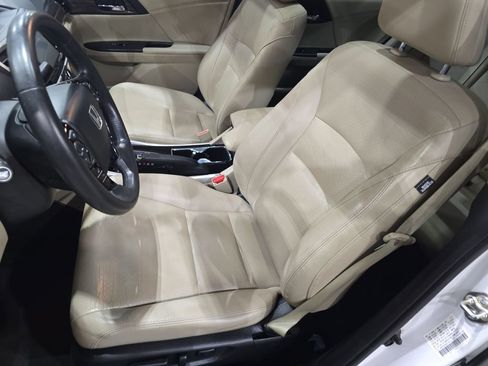 Used 2017 Honda Accord EX-L image 15