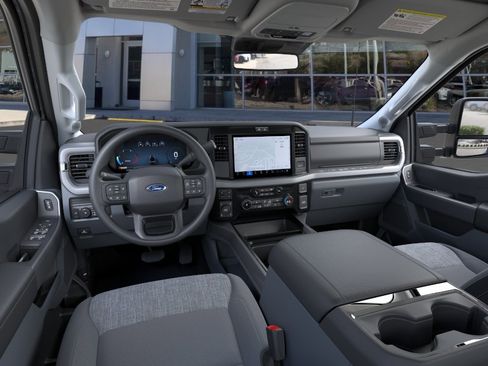New 2026 Ford F250 XLT w/ XLT Premium Package image 10