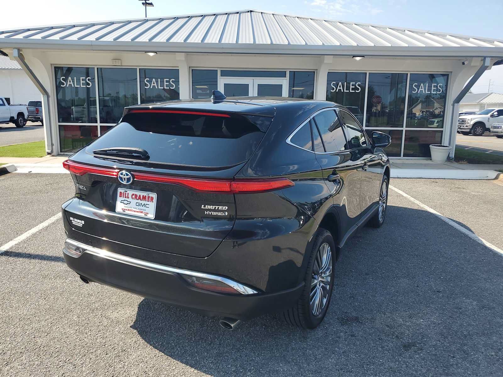 Used 2022 Toyota Venza Limited AWD/4WD image 6