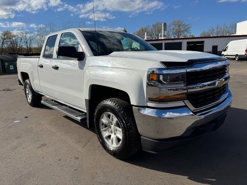 Used 2018 Chevrolet Silverado 1500 LS w/ Trailering Package AWD/4WD image 7