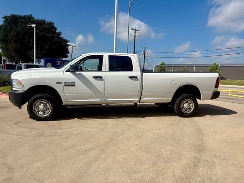 Used 2017 RAM 2500 Tradesman w/ Protection Group AWD/4WD image 4