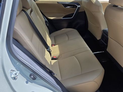 Used 2023 Toyota RAV4 XLE Premium FWD image 16