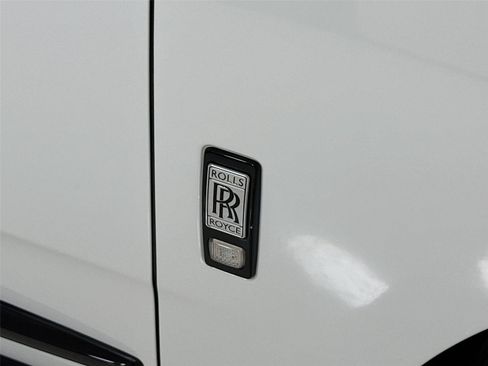 Used 2021 Rolls-Royce Cullinan AWD/4WD image 39