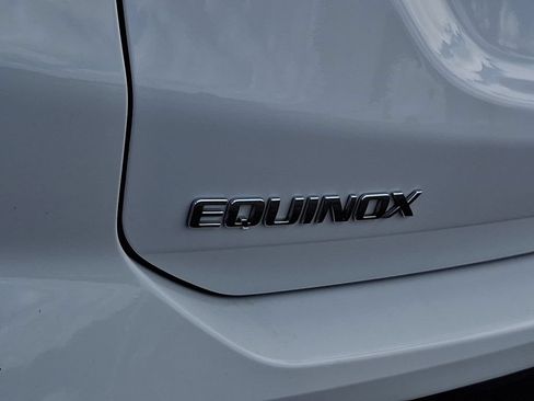 Used 2024 Chevrolet Equinox Premier AWD/4WD image 32