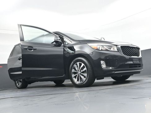 Used 2016 Kia Sedona SX FWD image 81