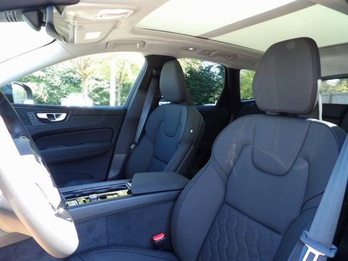 New 2026 Volvo XC60 B5 Core w/ Climate Package image 11