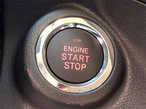 Used 2025 Subaru Ascent Premium image 24