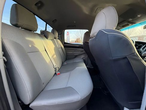 Used 2015 Toyota Tacoma 4x4 Double Cab image 22