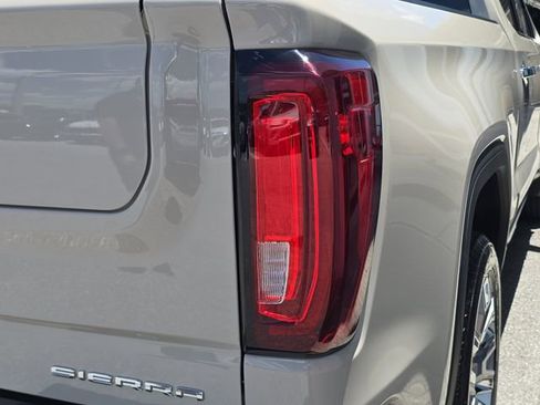 New 2026 GMC Sierra 1500 Denali w/ Denali Reserve Package AWD/4WD image 7