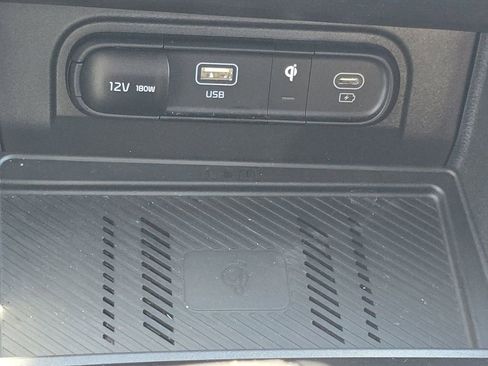 Used 2023 Kia Sportage SX image 35