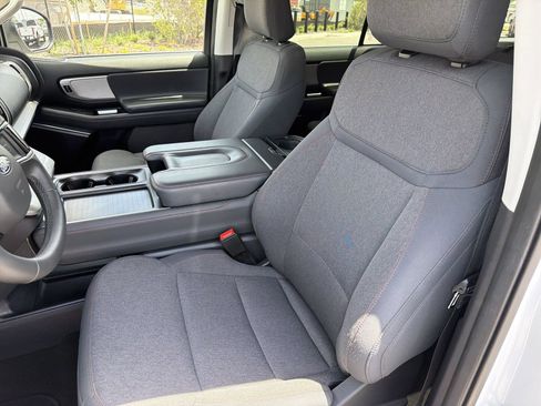 Used 2025 Ford Expedition Max Active RWD image 19