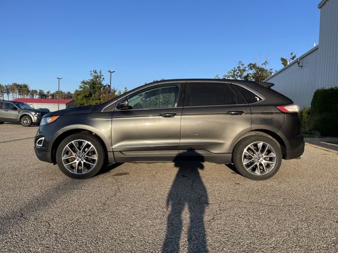 Used 2018 Ford Edge Titanium w/ Equipment Group 301A AWD/4WD image 7