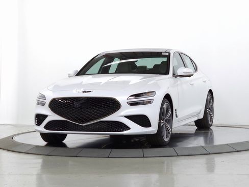 Used 2025 Genesis G70 3.3T Advanced w/ Sport Prestige Package image 3