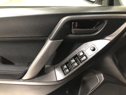 Used 2015 Subaru Forester 2.5i Premium w/ All-Weather Package image 20