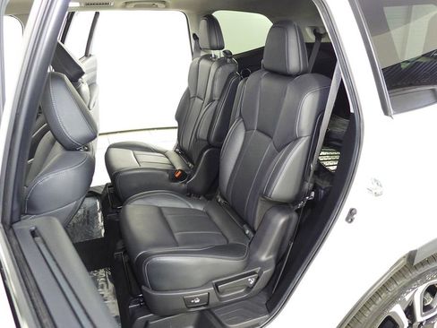 Used 2023 Subaru Ascent Limited w/ Technology Package image 21