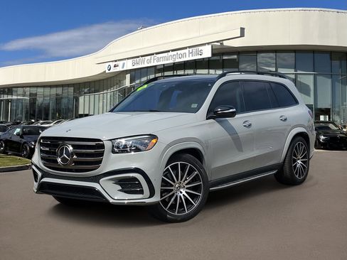 Used 2024 Mercedes-Benz GLS 580 4MATIC image 1