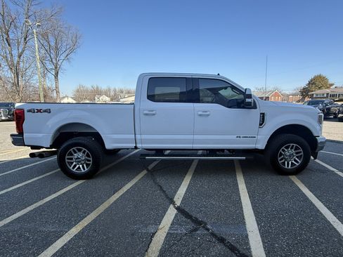 Used 2019 Ford F250 Lariat w/ Lariat Value Package image 1