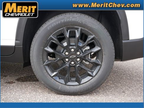 New 2026 Chevrolet Traverse LT w/ Midnight/Sport Edition image 3