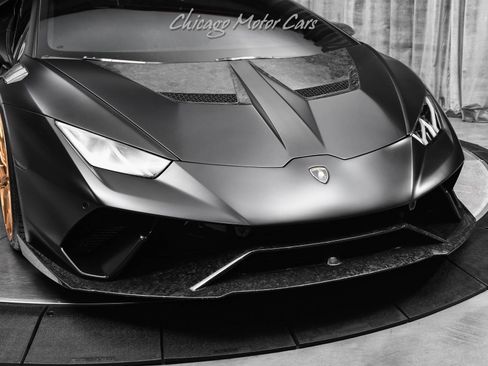Used 2018 Lamborghini Huracan Performante image 46