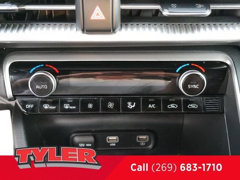 Used 2022 Kia K5 GT-Line w/ GT-Line Awd Premium Package image 29