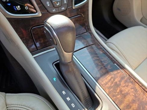 Used 2016 Buick LaCrosse Premium w/ Driver Confidence Package #1 FWD image 4