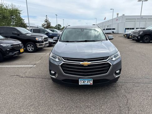 Used 2020 Chevrolet Traverse LT w/ Driver Confidence II Package AWD/4WD image 5