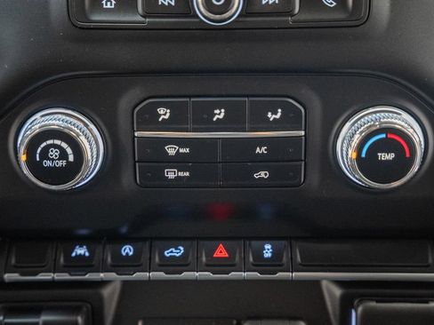 Used 2024 GMC Sierra 1500 Pro w/ Graphite Edition AWD/4WD image 19