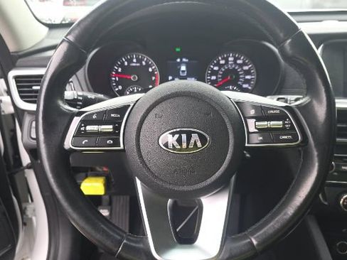 Used 2020 Kia Optima SE image 7