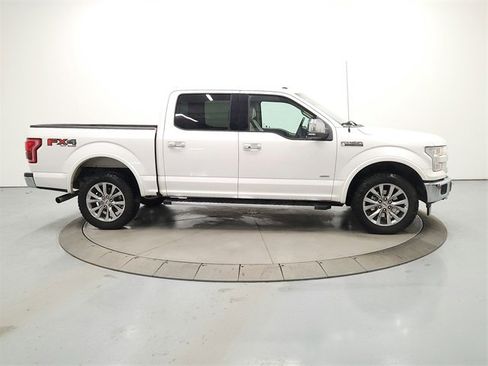 Used 2017 Ford F150 Lariat w/ Equipment Group 502A Luxury image 8