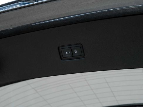 Used 2020 Audi Q8 Premium Plus w/ Premium Plus Package image 64