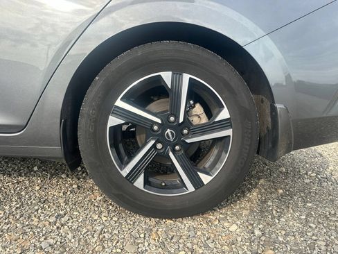 Used 2025 Nissan Sentra SV w/ All-Weather Package FWD image 6