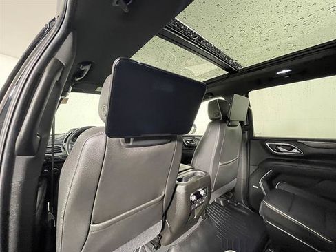 Used 2021 GMC Yukon SLT w/ SLT Premium Package AWD/4WD image 12