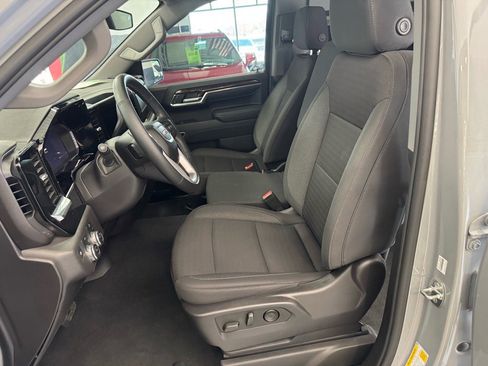 Used 2024 GMC Sierra 1500 Elevation image 18