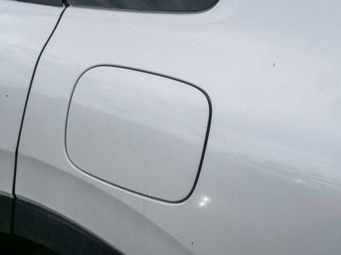 Used 2025 Honda HR-V LX image 11