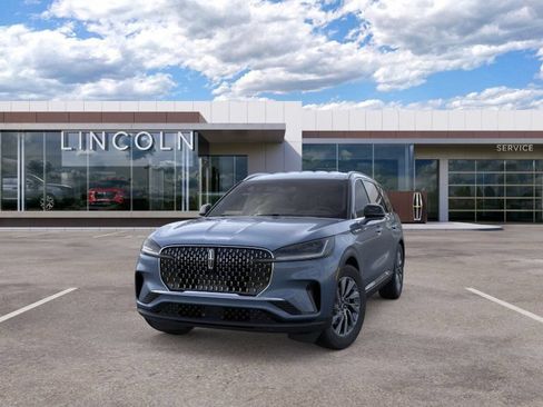New 2026 Lincoln Aviator AWD image 2